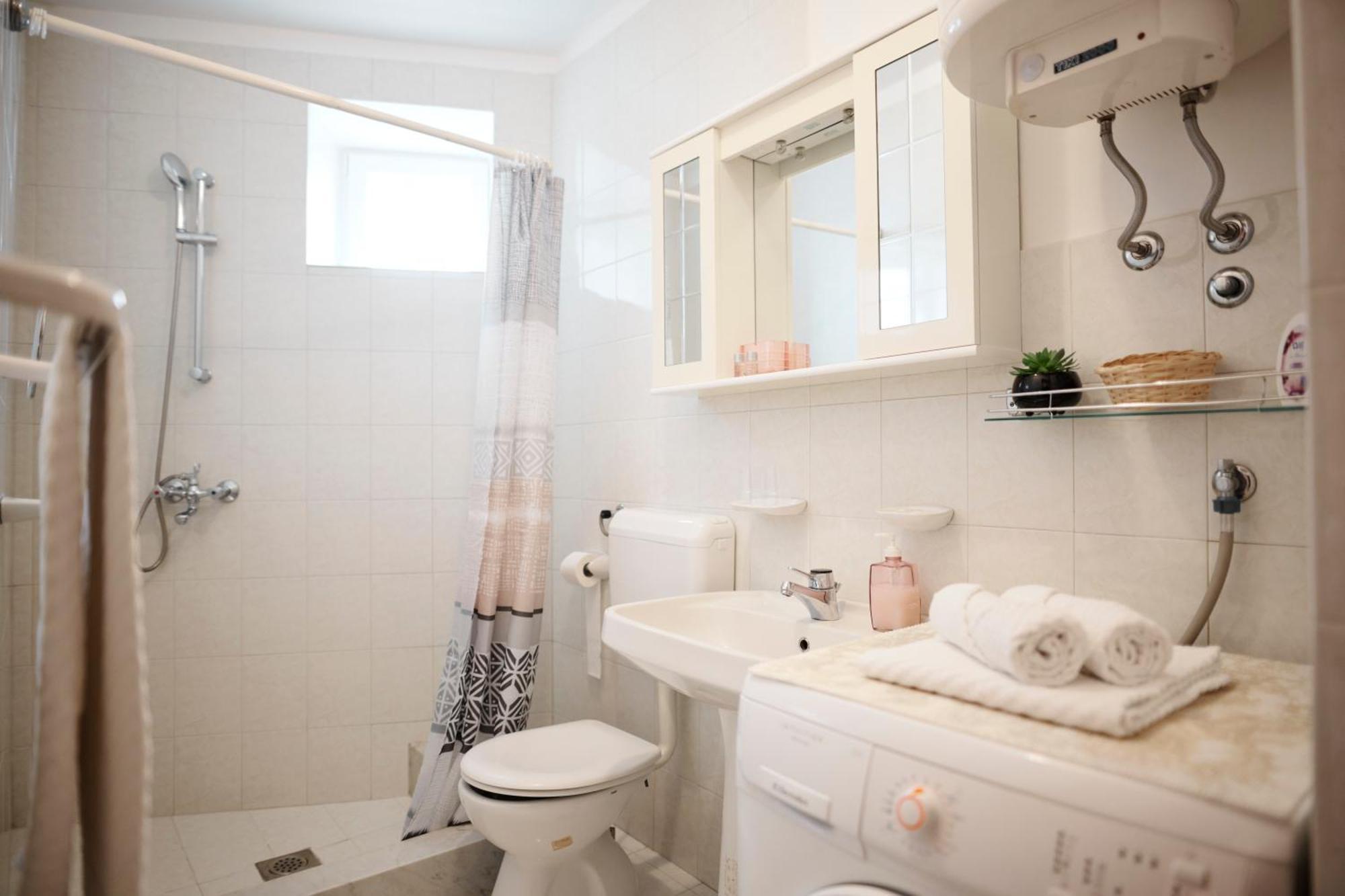 Guesthouse Villa Galovic Brsec Bilik gambar